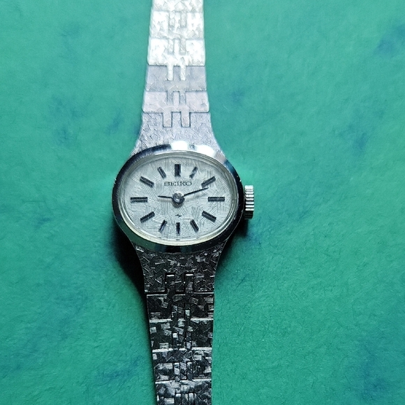 Seiko Textured Silver Wristwatch